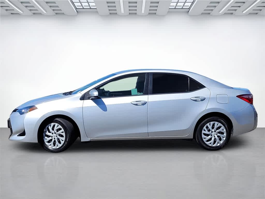 2020 Toyota Corolla SE photo 3
