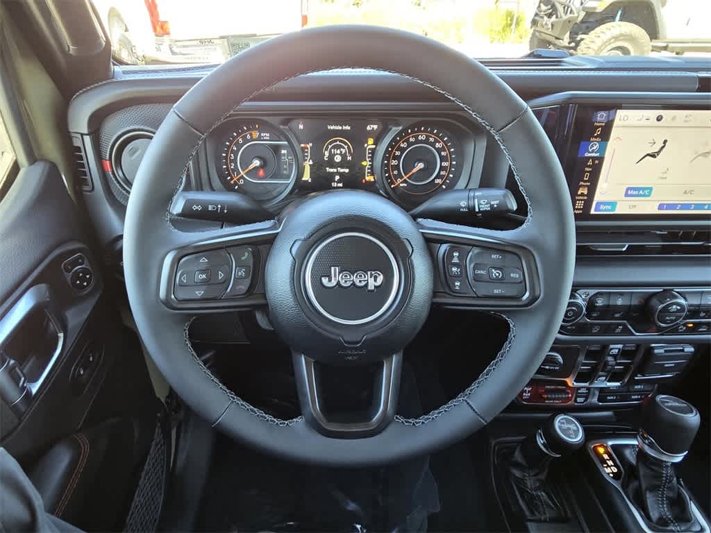 Thumbnail: 2025 Jeep Gladiator - 21