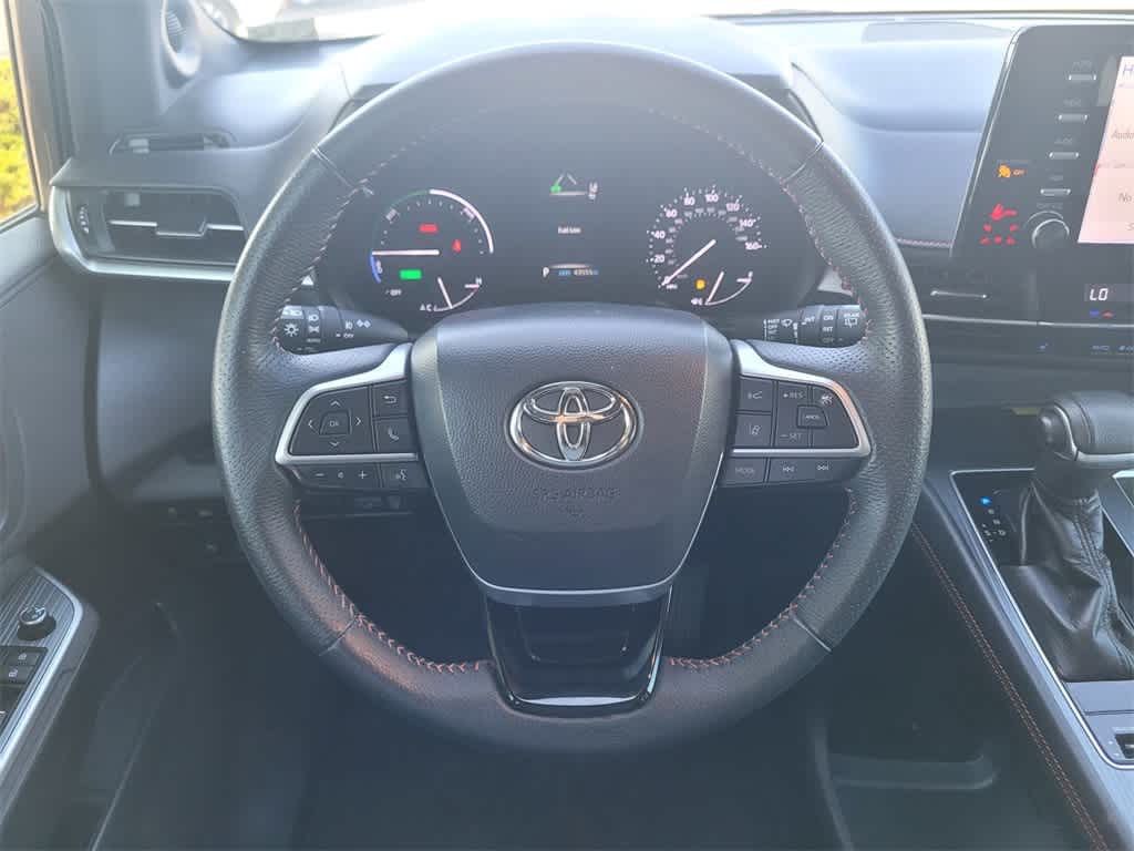 Thumbnail: 2021 Toyota Sienna - 20