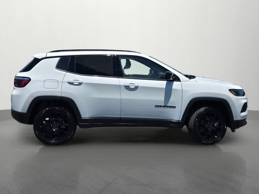 Thumbnail: 2026 Jeep Compass - 7