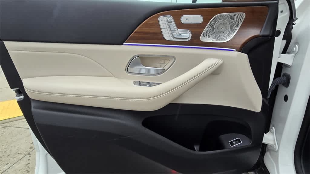 Thumbnail: 2022 Mercedes-Benz GLE - 16