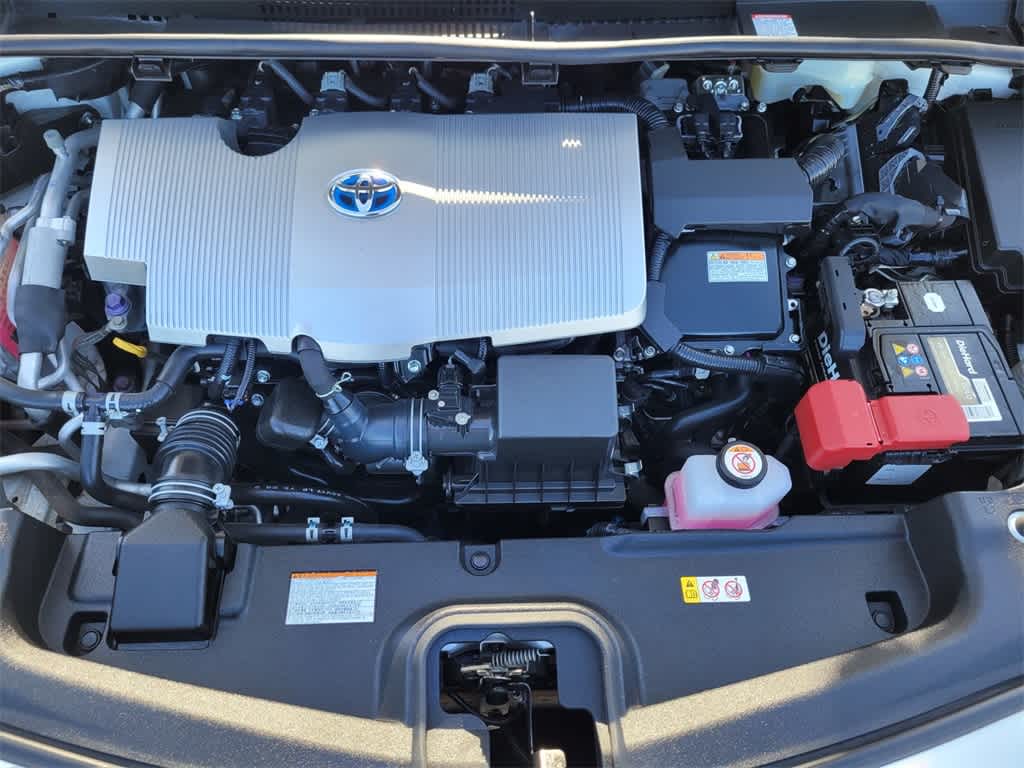 Thumbnail: 2018 Toyota Prius Prime - 21