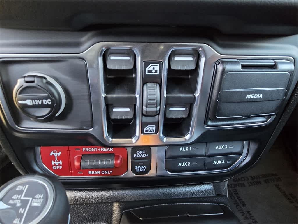 Thumbnail: 2026 Jeep Wrangler - 17