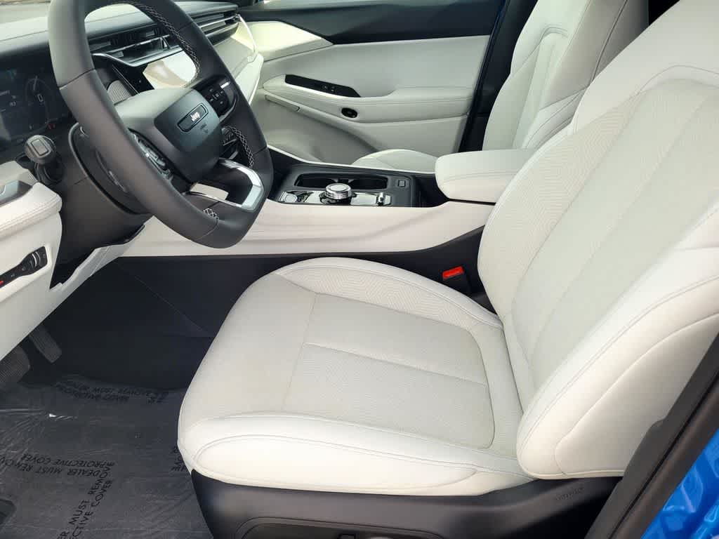 Thumbnail: 2026 Jeep Cherokee - 13