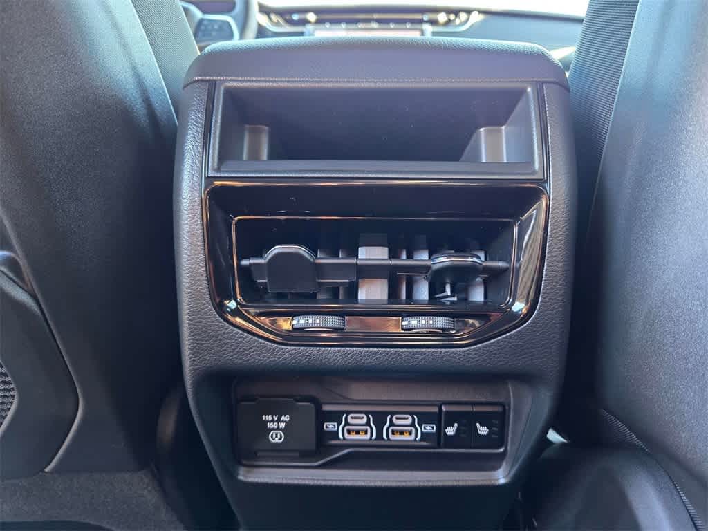 Thumbnail: 2025 Jeep Grand Cherokee - 10