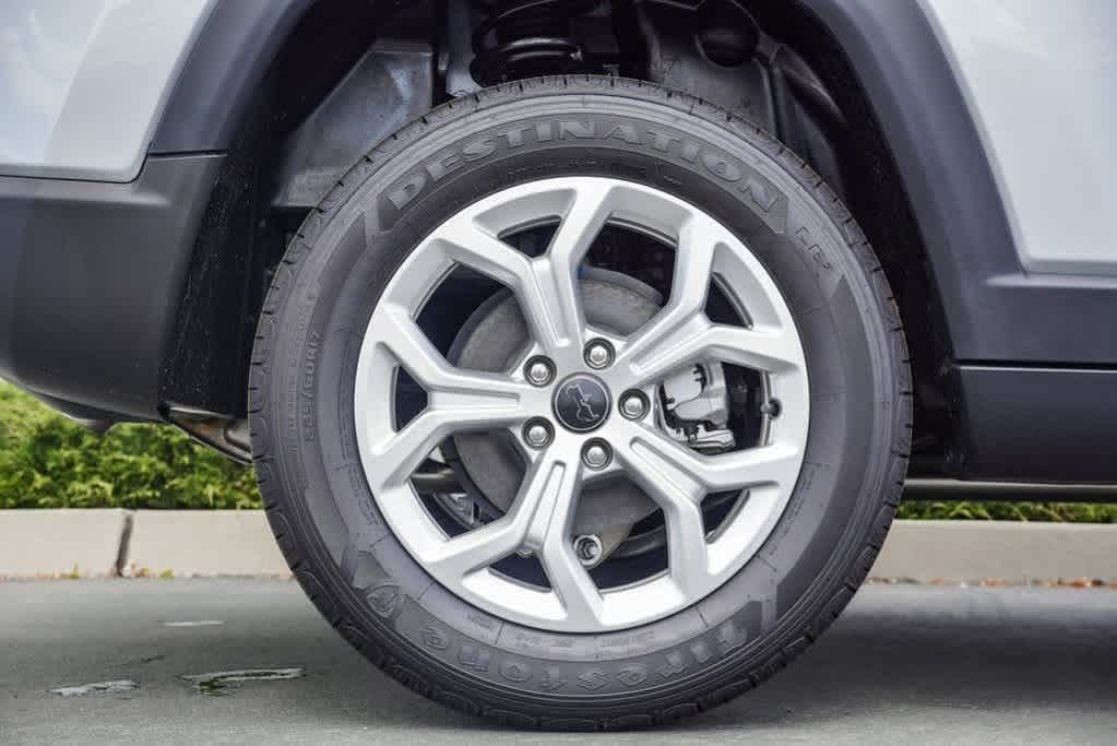 Thumbnail: 2025 Jeep Compass - 36