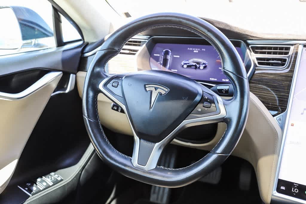 2014 Tesla Model S Base 14