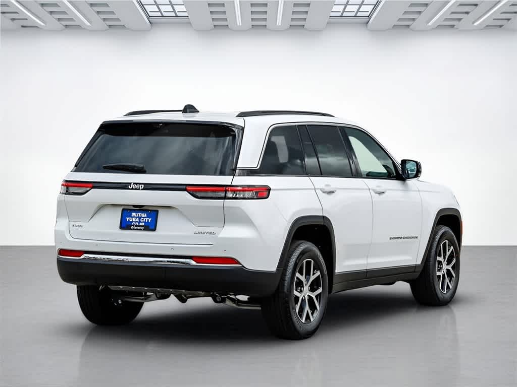 Thumbnail: 2025 Jeep Grand Cherokee - 5