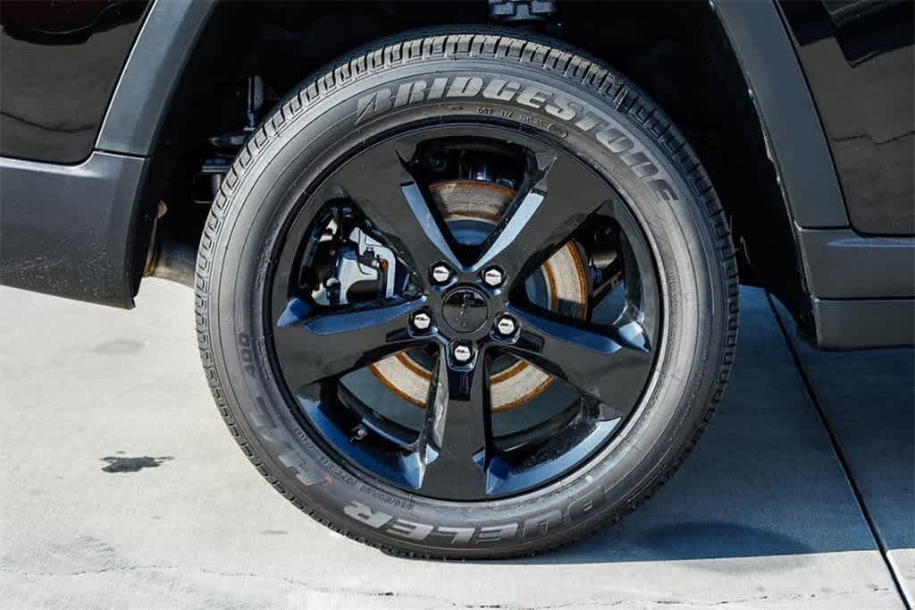 Thumbnail: 2025 Jeep Grand Cherokee - 10
