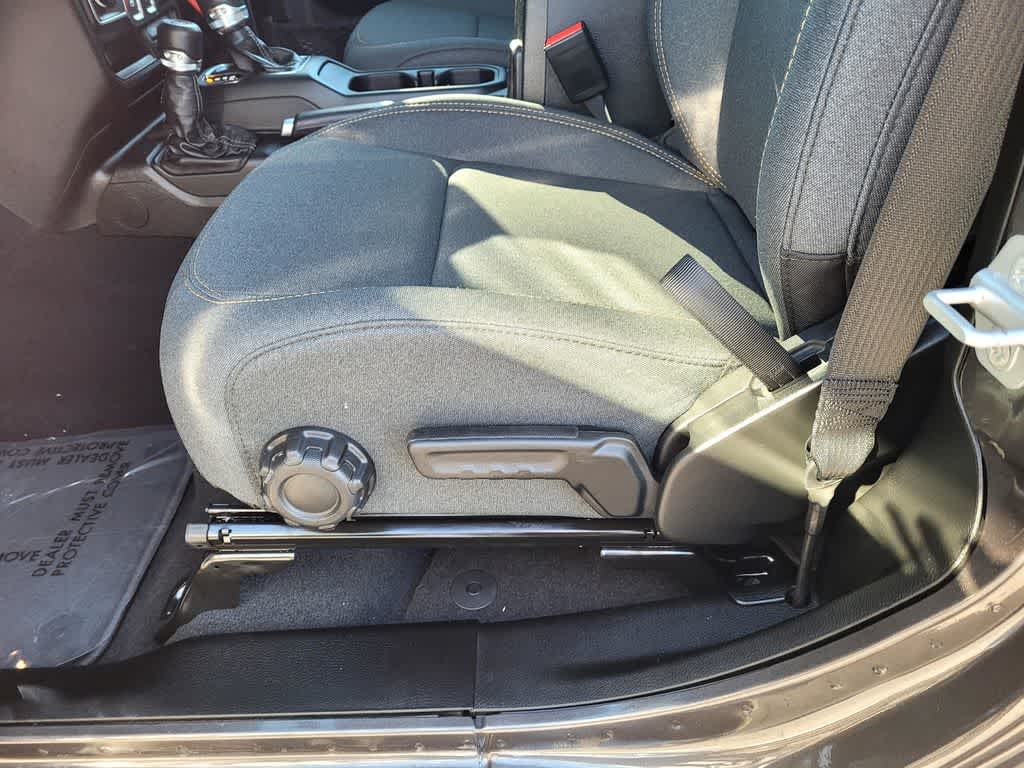 Thumbnail: 2026 Jeep Wrangler - 15