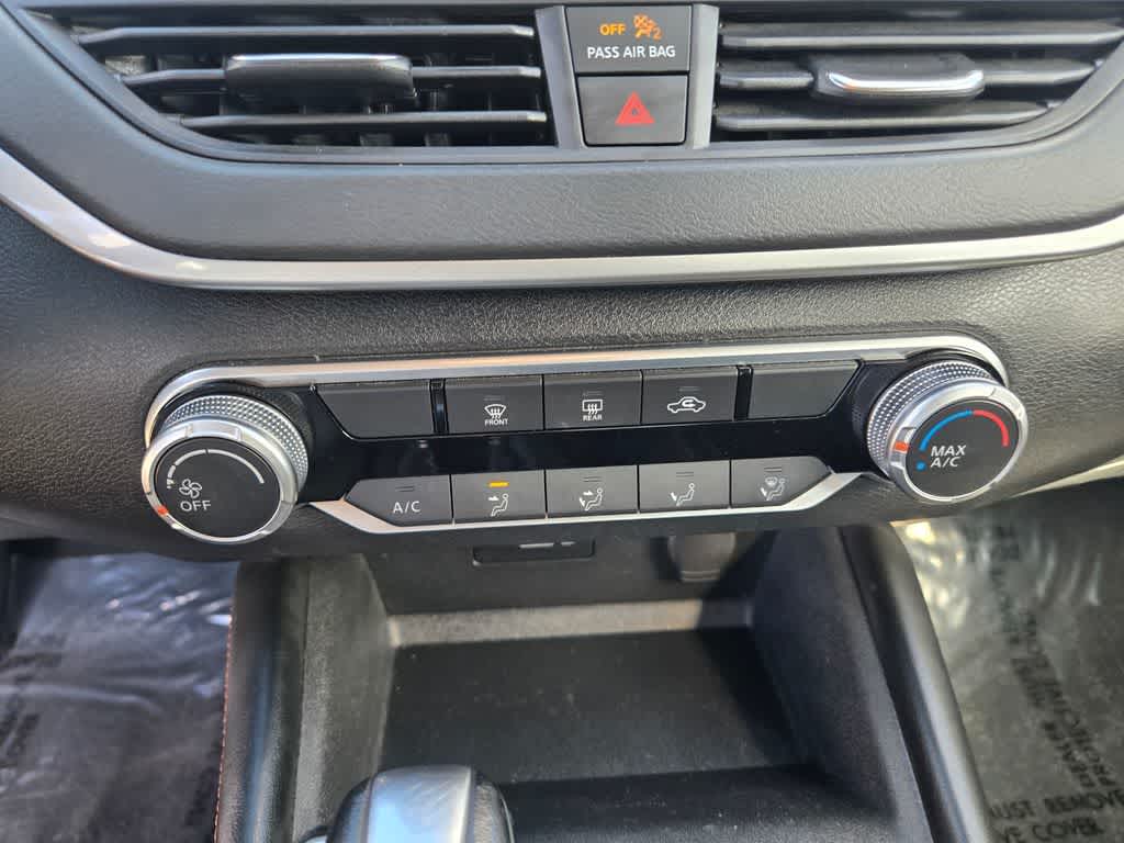 Thumbnail: 2022 Nissan Altima - 15