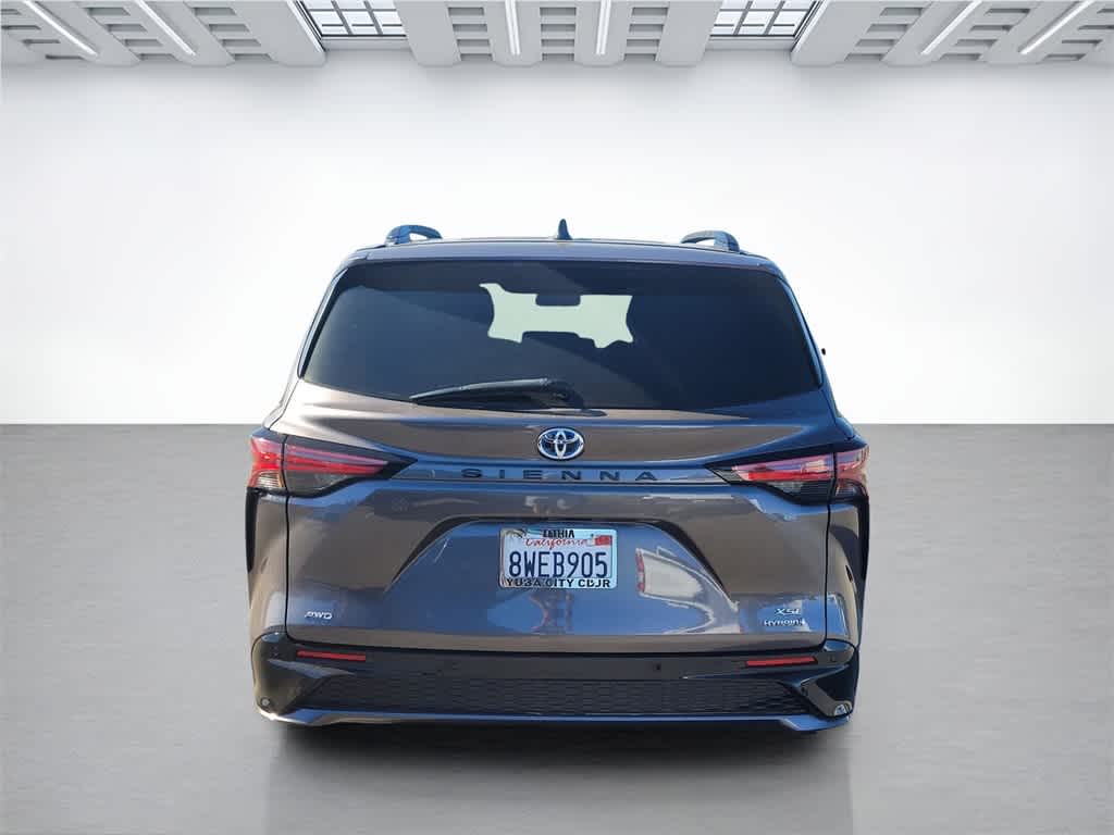 Thumbnail: 2021 Toyota Sienna - 5