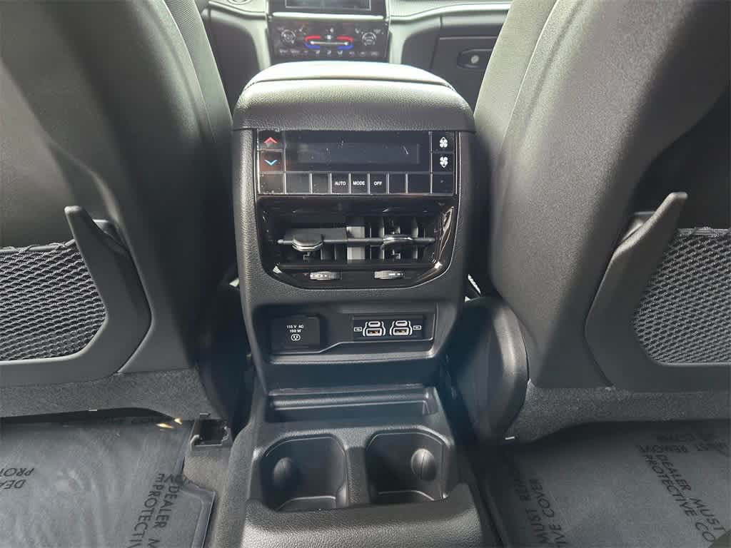 Thumbnail: 2025 Jeep Grand Cherokee - 10