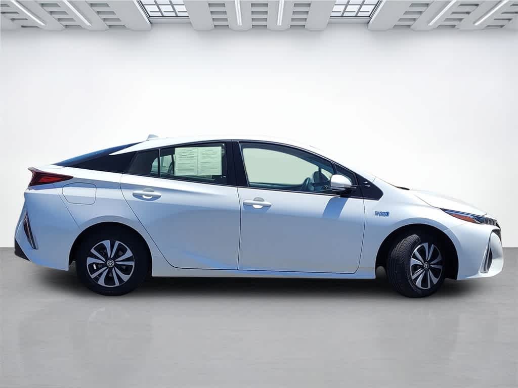 Thumbnail: 2018 Toyota Prius Prime - 7