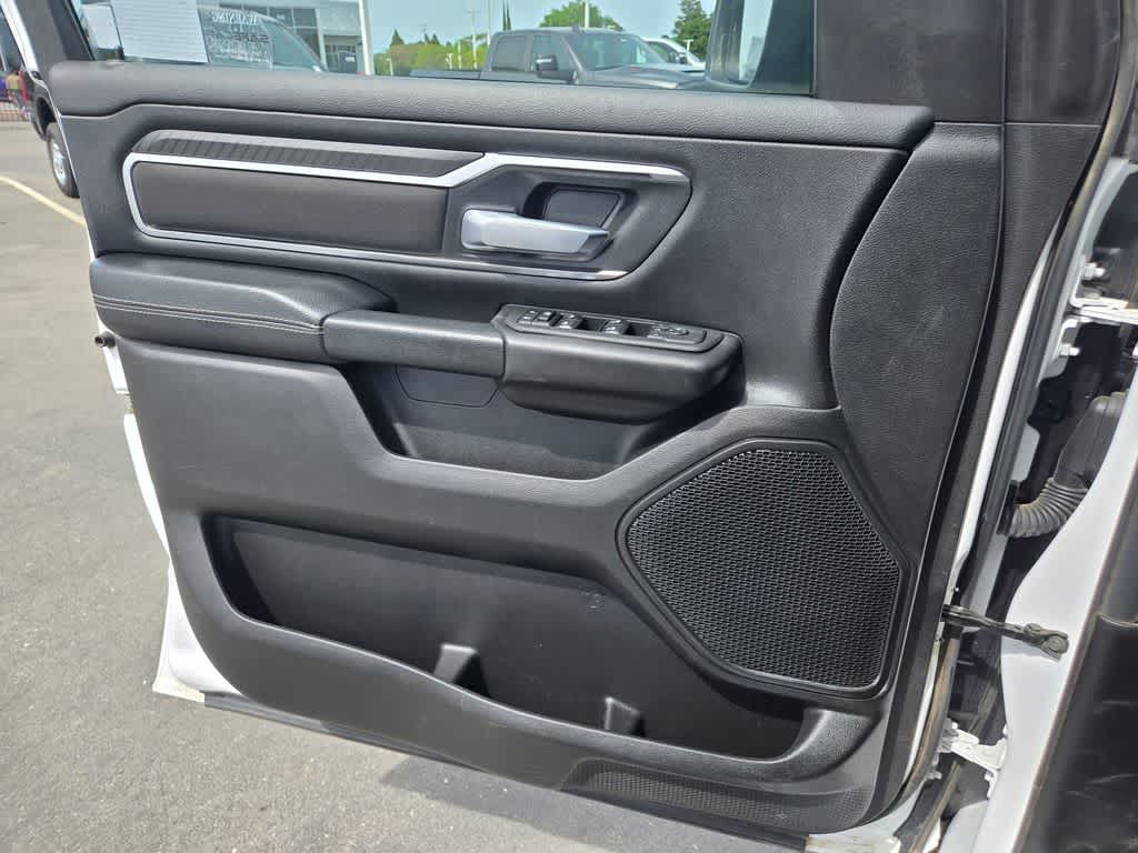 Thumbnail: 2025 RAM 1500 - 21