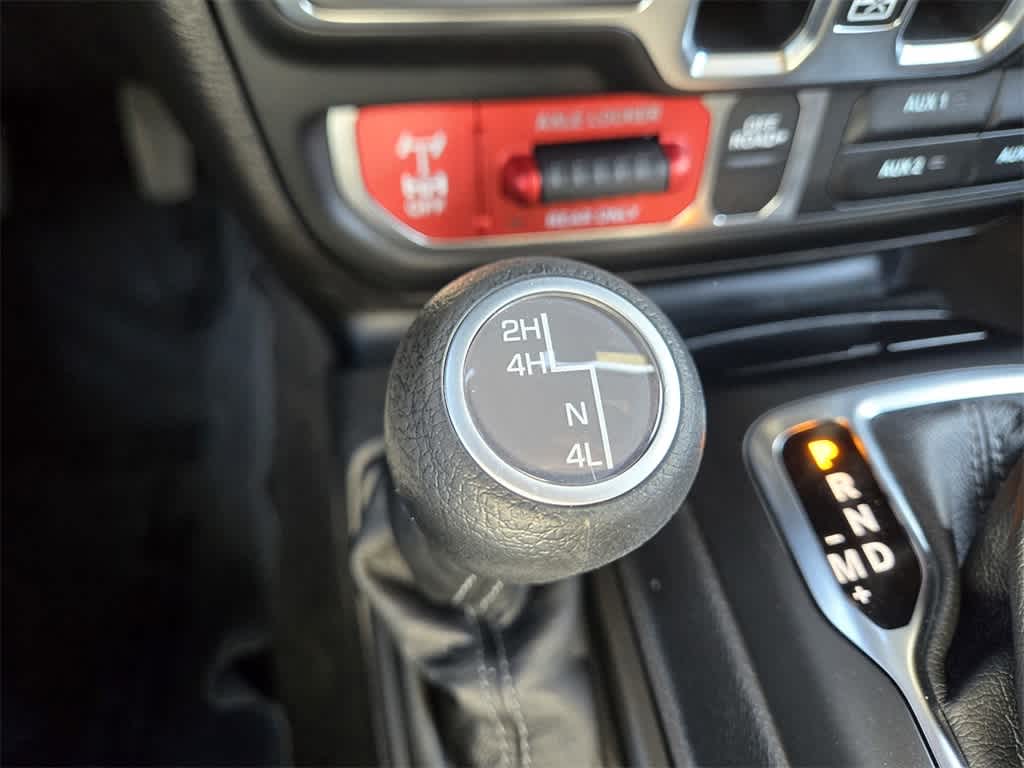 Thumbnail: 2026 Jeep Gladiator - 17