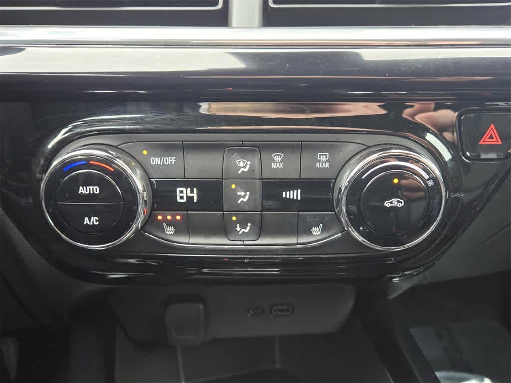 Thumbnail: 2024 Chevrolet Trax - 19