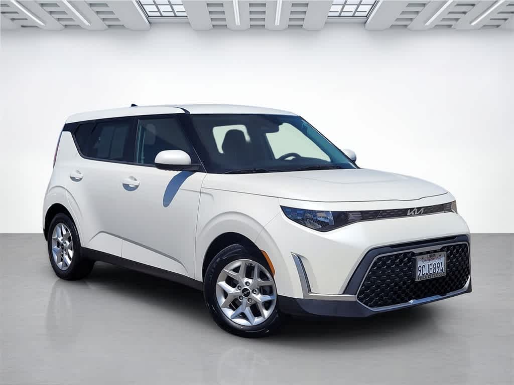 Thumbnail: 2023 Kia Soul - 7