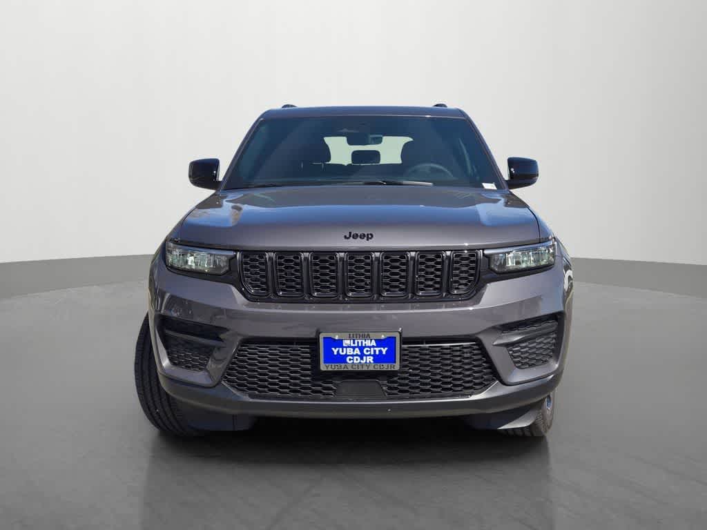 Thumbnail: 2025 Jeep Grand Cherokee - 2