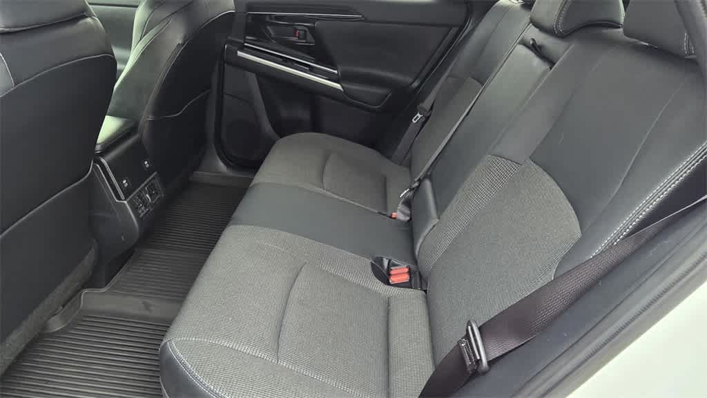 Thumbnail: 2025 Toyota bZ4X - 14