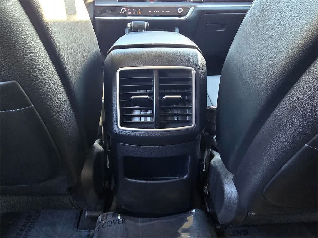 Thumbnail: 2023 Kia Sportage - 10