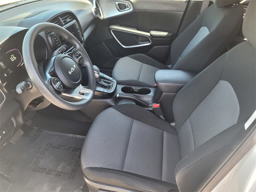 Thumbnail: 2023 Kia Soul - 14