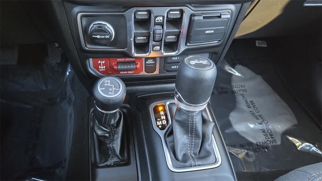 Thumbnail: 2026 Jeep Wrangler - 17