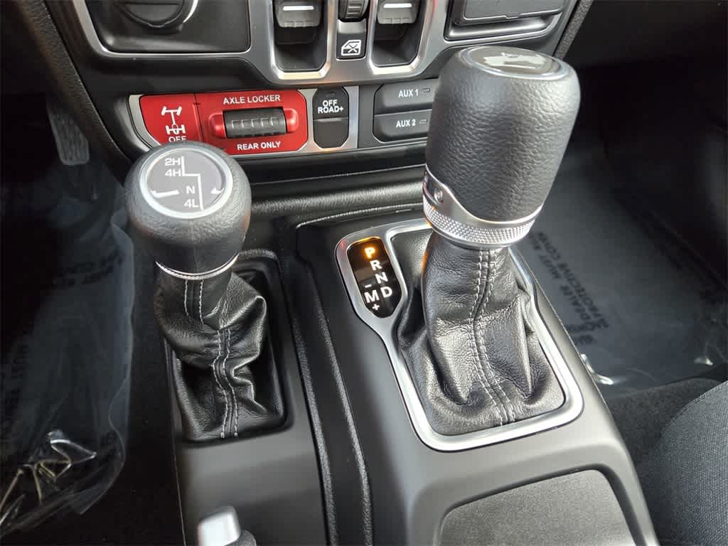 Thumbnail: 2026 Jeep Wrangler - 15