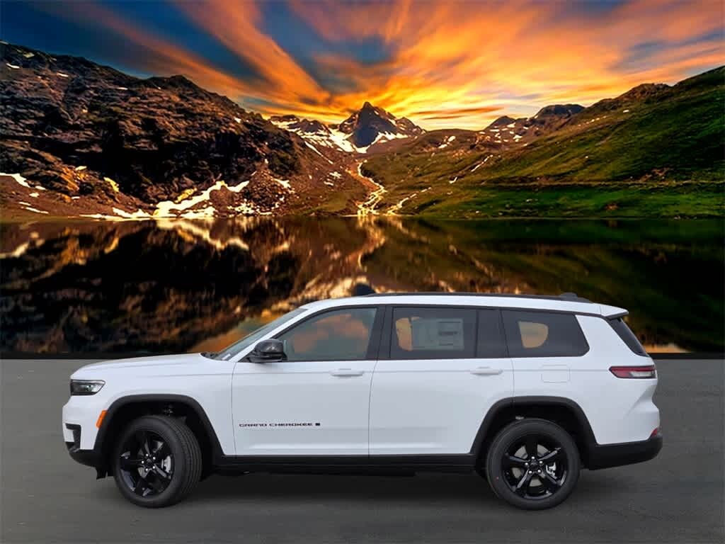 New 2025 Jeep Grand Cherokee L ALTITUDE X 4X4 Sport Utility