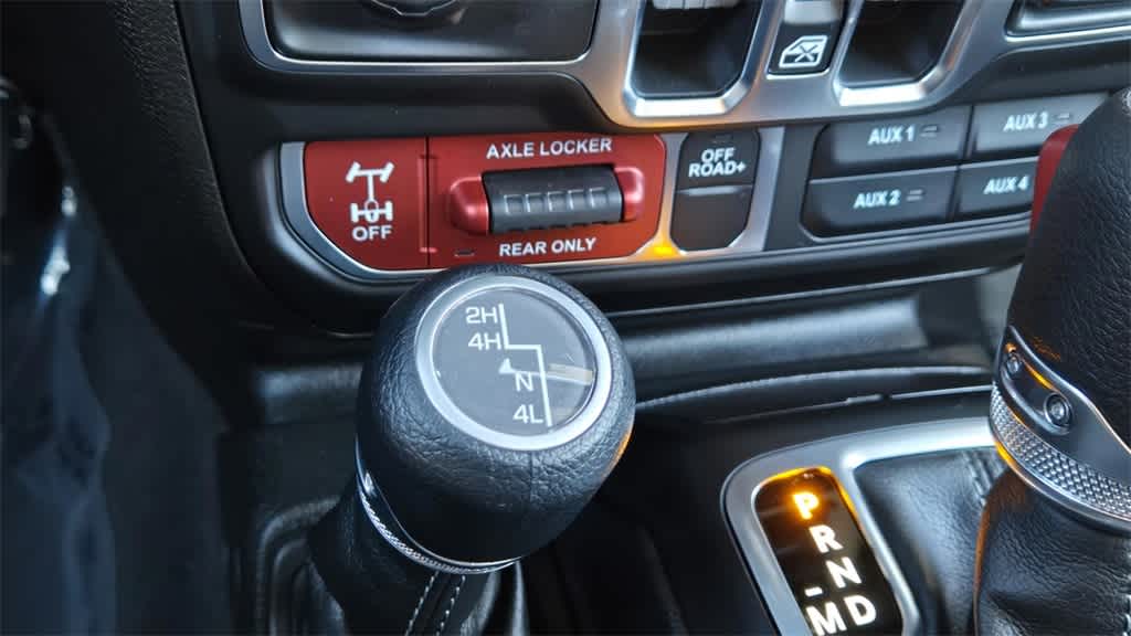 Thumbnail: 2026 Jeep Wrangler - 17