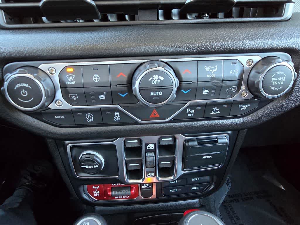 Thumbnail: 2026 Jeep Wrangler - 18