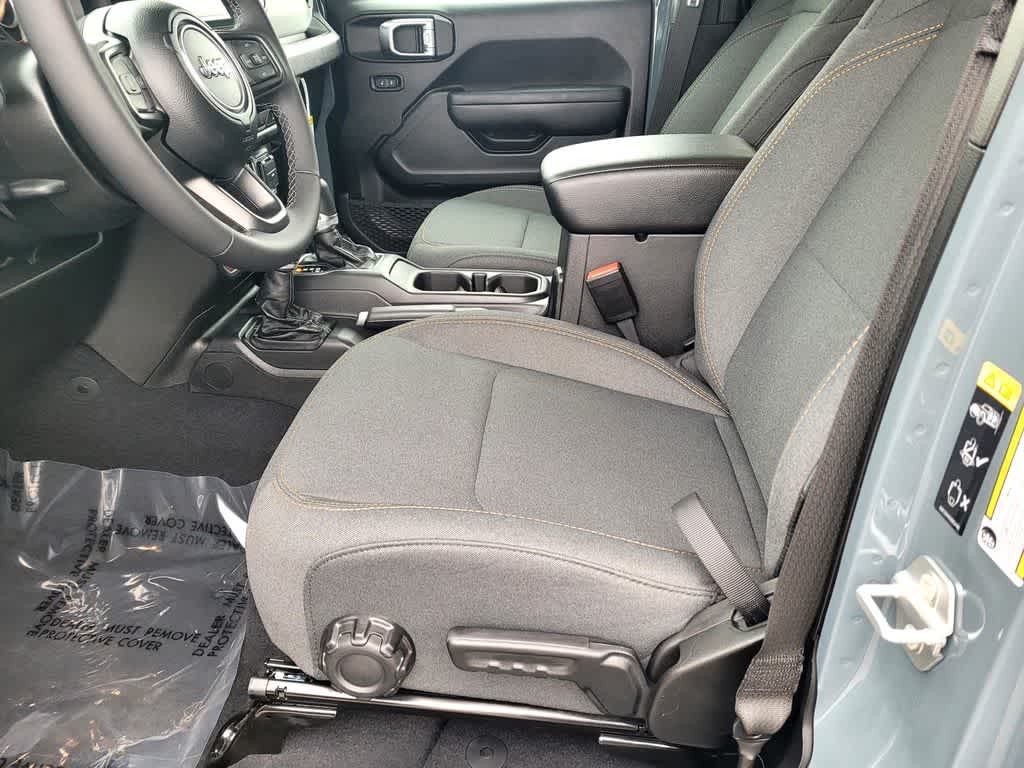 Thumbnail: 2026 Jeep Wrangler - 13