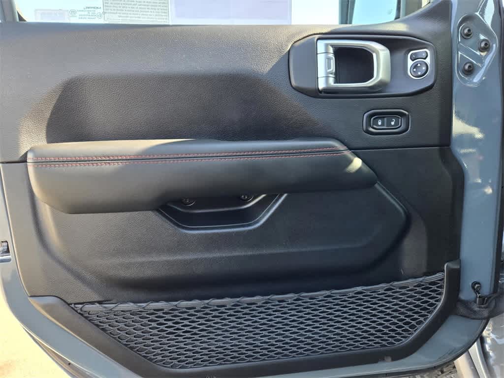 Thumbnail: 2025 Jeep Wrangler - 14