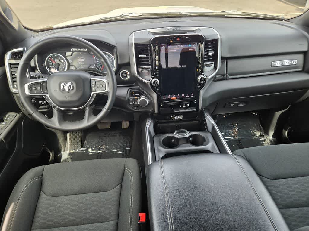 Thumbnail: 2025 RAM 1500 - 9