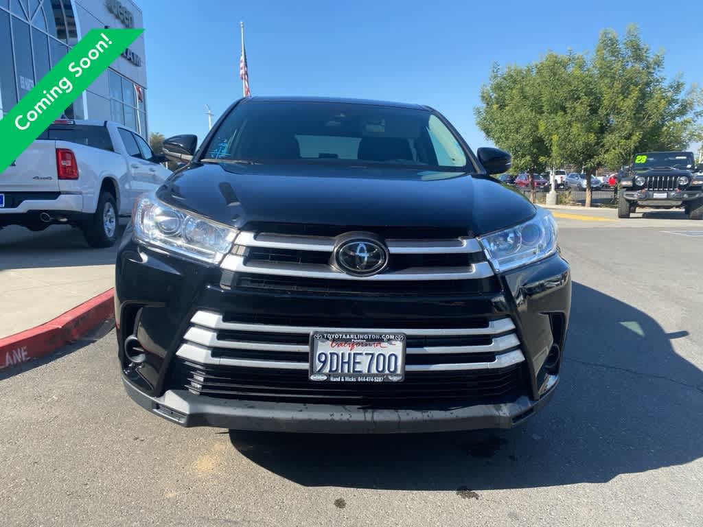 Thumbnail: 2017 Toyota Highlander - 6