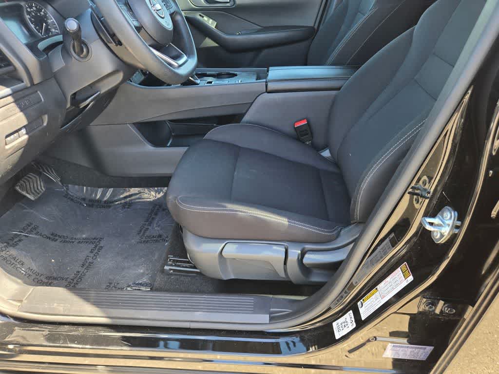 Thumbnail: 2024 Nissan Rogue - 18