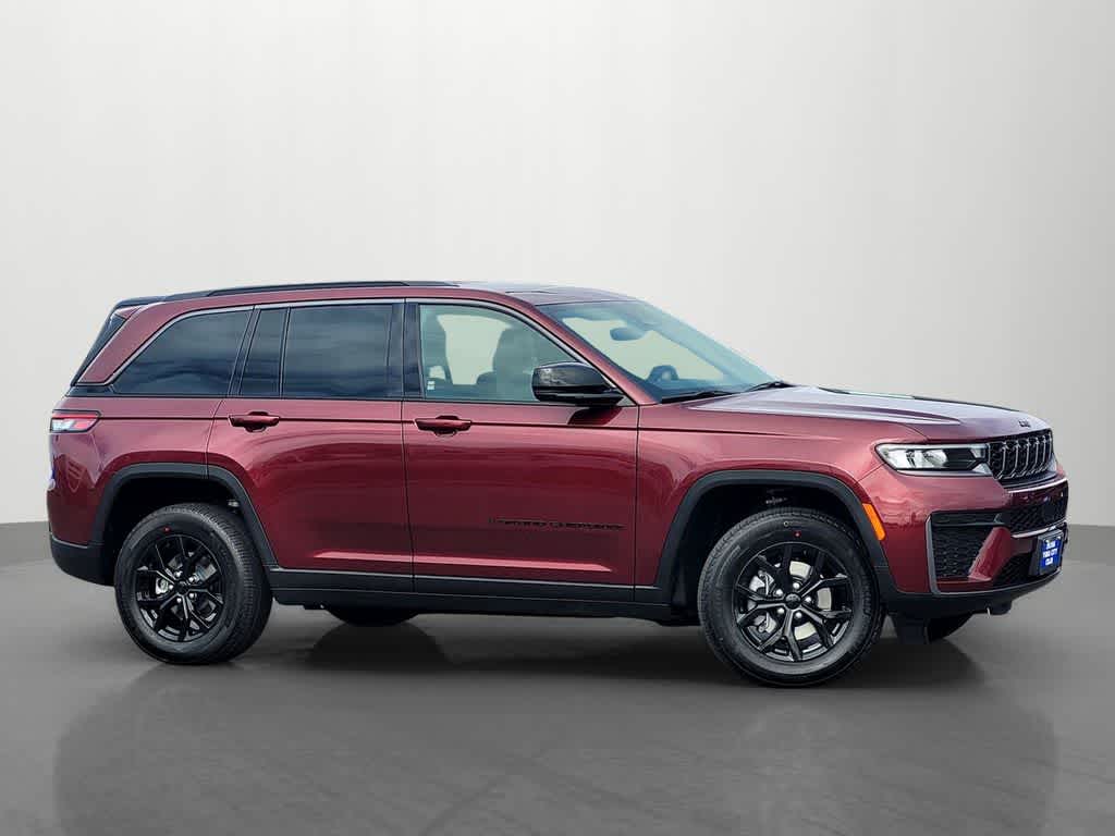 Thumbnail: 2026 Jeep Grand Cherokee - 7