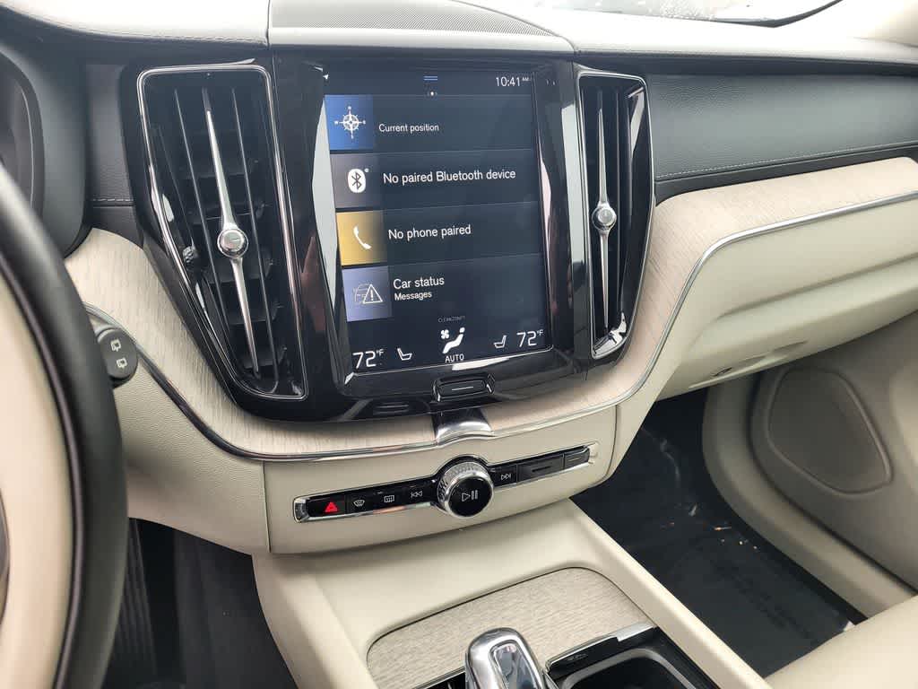 Thumbnail: 2018 Volvo XC60 - 18