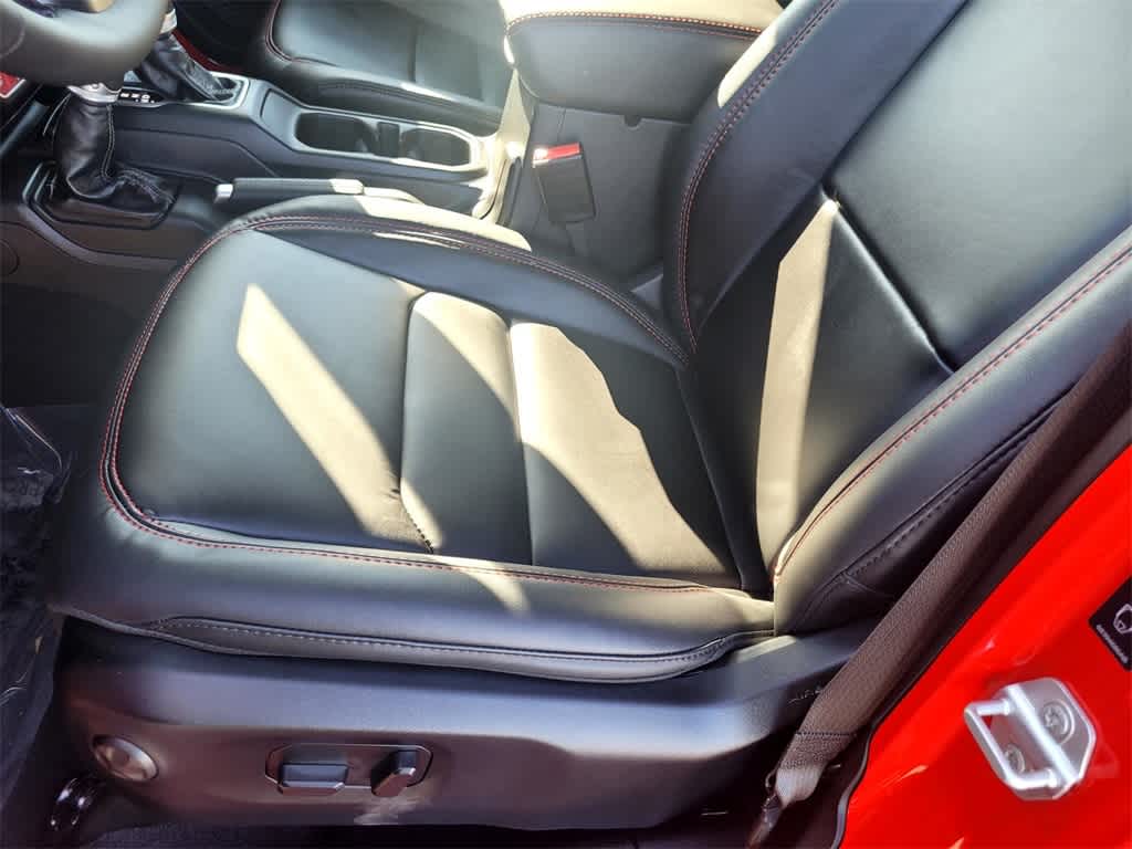 Thumbnail: 2025 Jeep Wrangler - 12