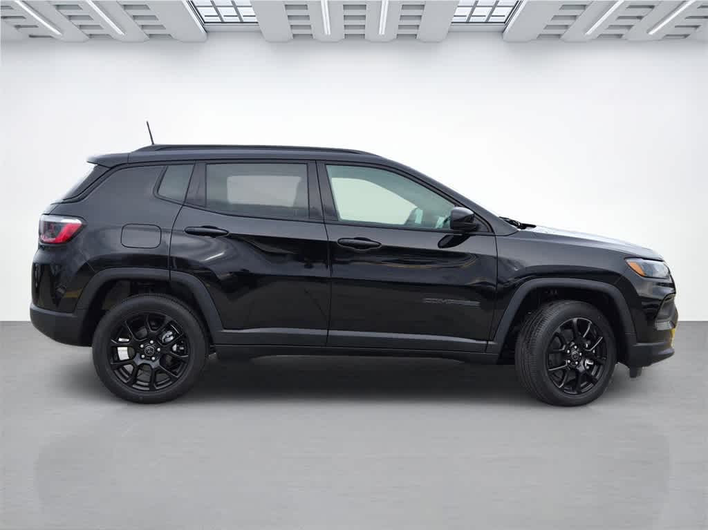 Thumbnail: 2026 Jeep Compass - 7