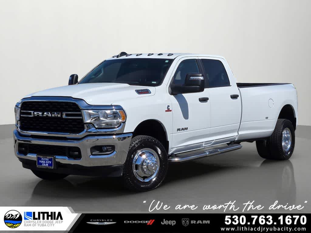 2024 RAM 3500 Big Horn 4X4 Crew Cab LWB's photo