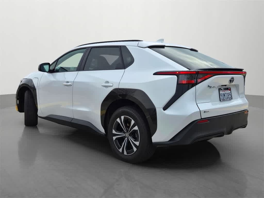 Used 2025 Toyota bZ4X XLE SUV