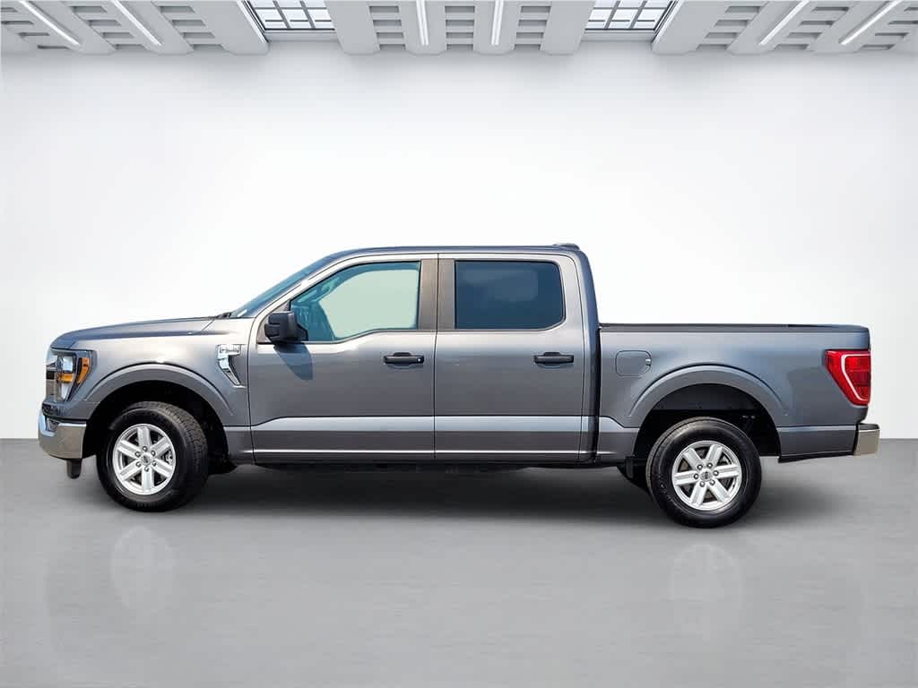 2023 Ford F-150 XLT photo 3