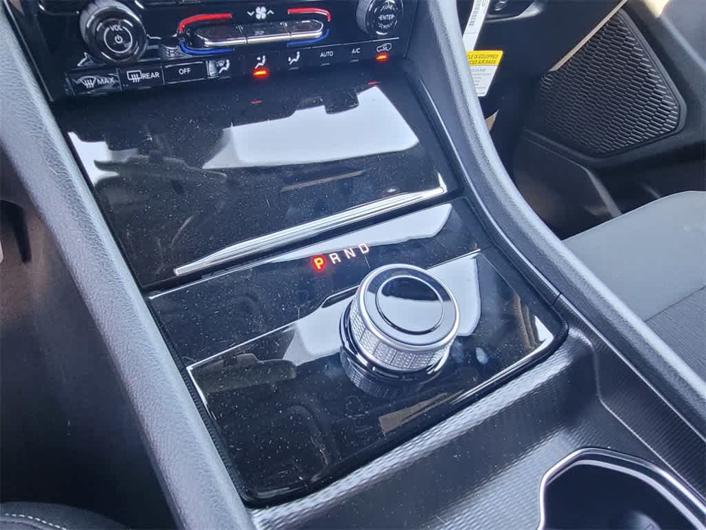 Thumbnail: 2025 Jeep Grand Cherokee - 14