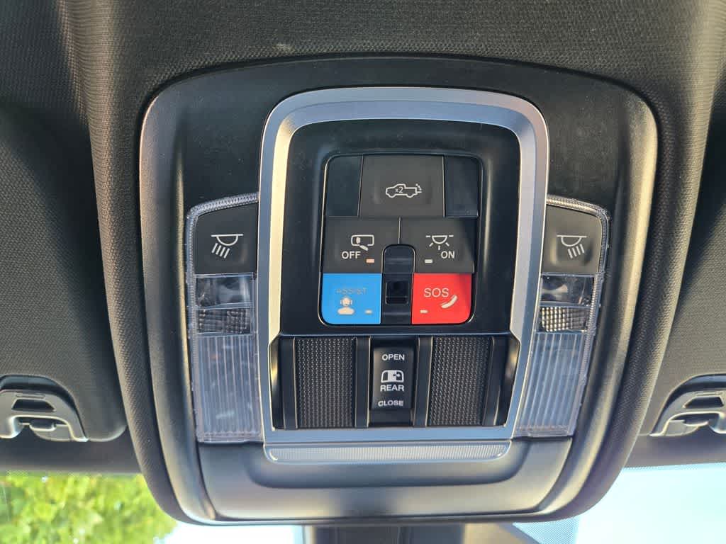 Thumbnail: 2026 RAM 1500 - 17
