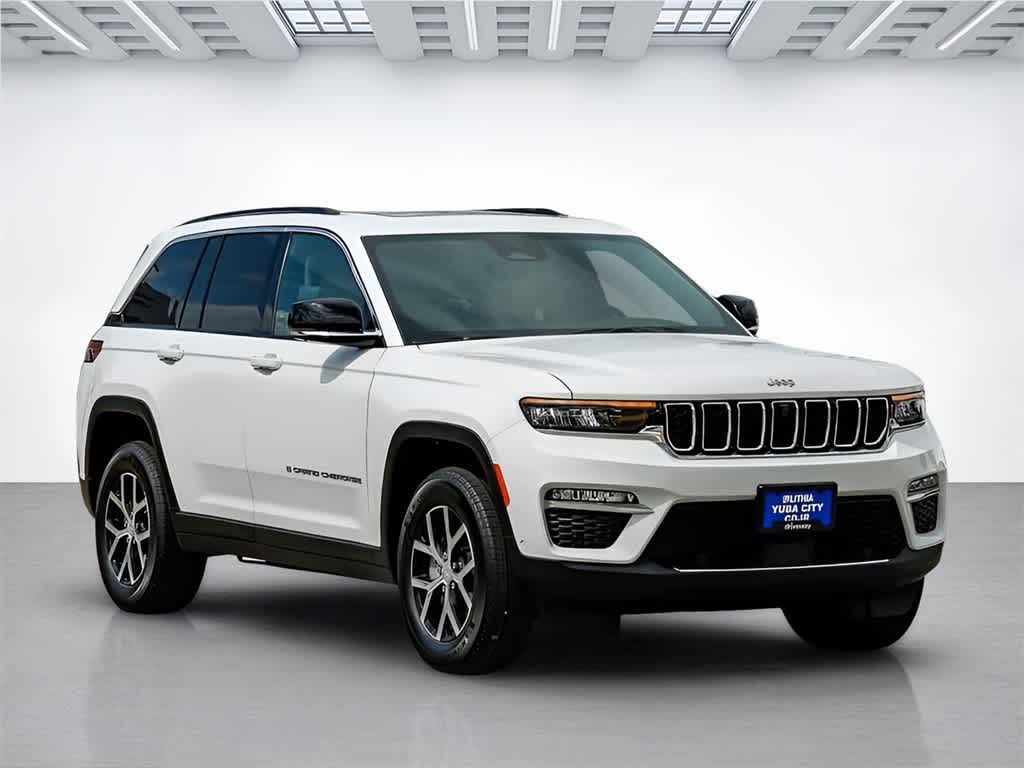 Thumbnail: 2025 Jeep Grand Cherokee - 6