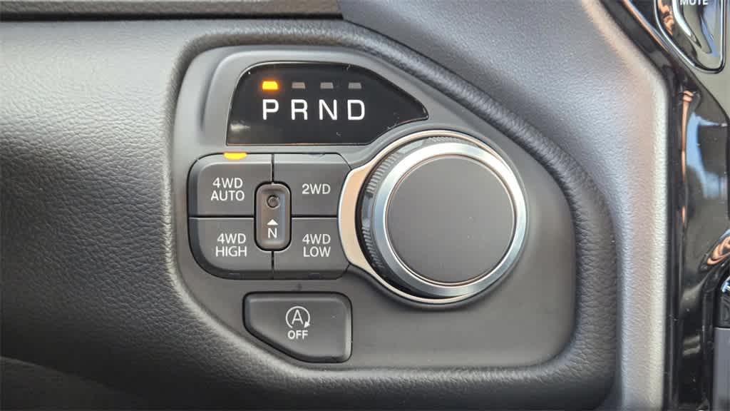 Thumbnail: 2026 RAM 1500 - 18