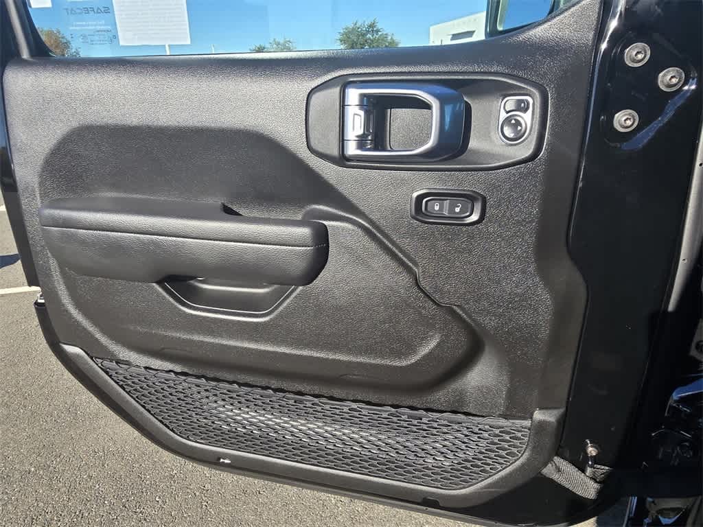 Thumbnail: 2026 Jeep Wrangler - 12