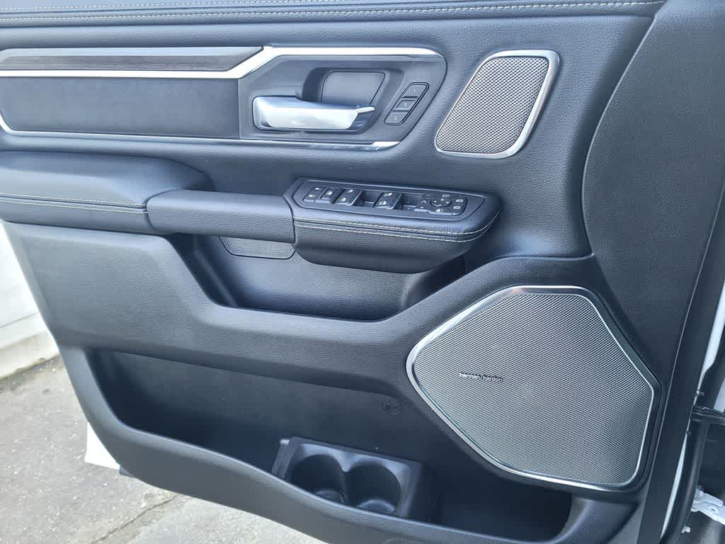 Thumbnail: 2026 RAM 1500 - 15