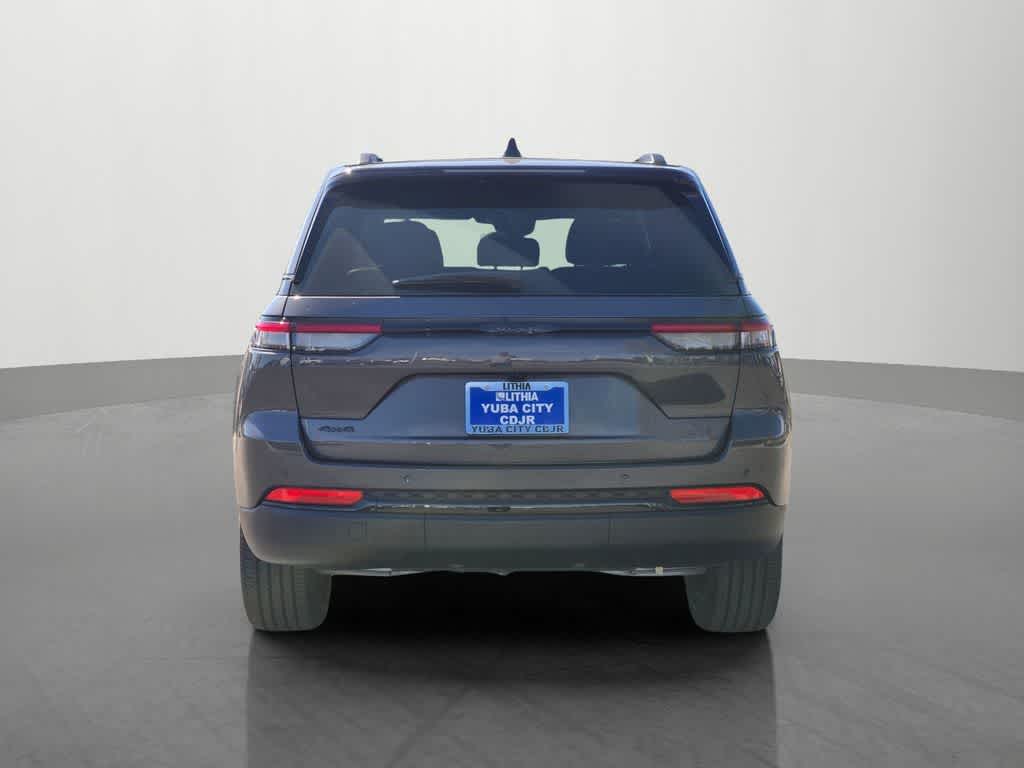 Thumbnail: 2025 Jeep Grand Cherokee - 5